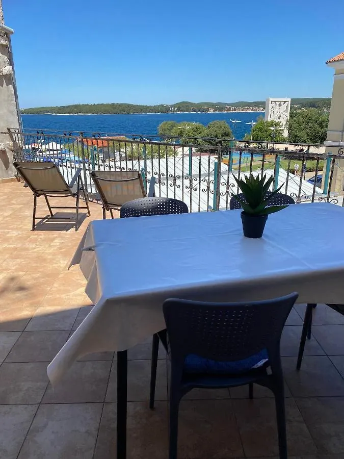 Apartment Nino Rovinj